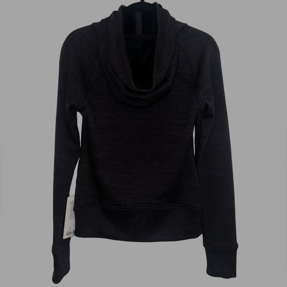 Lululemon Jacket-Size 2-Never worn-$100 - Picture 2 of 3